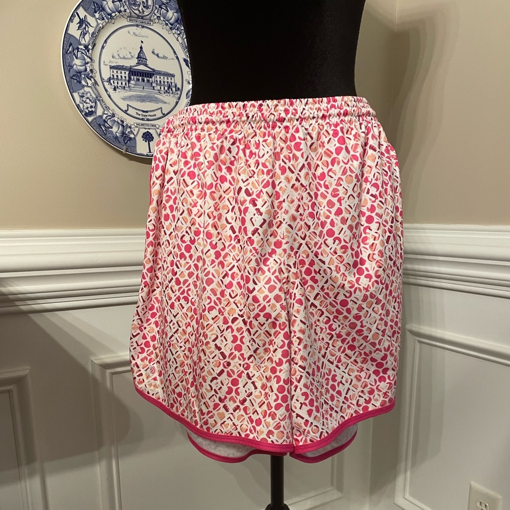 Exercise Shorts size 2XL and ZELOS brand.